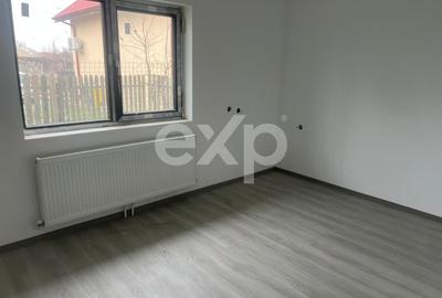 Casă individuală cu 3 camere cu Canalizare în Corbu - 8