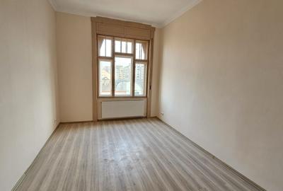 Apartament cu 4 camere decomandat în Central - 6