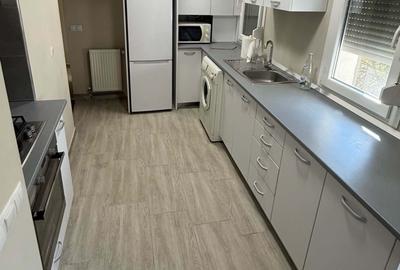 Apartament cu 4 camere în Săsar