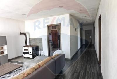 Casă cu 4 camere cu Teren 640 Mp în Bod - 5