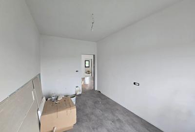 Duplex cu 4 camere cu Canalizare în Torontalului - 6