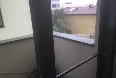 Apartament cu 2 camere decomandat în 13 Septembrie - 5