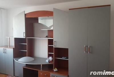 Apartament cu 3 camere decomandat în Nord