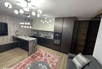 Apartament cu 3 camere decomandat în Exterior Vest