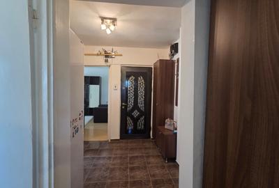 Apartament cu 2 camere decomandat în Galata - 10