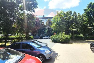 Apartament cu 2 camere decomandat în Cornișa - 3
