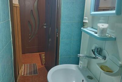 Apartament cu 2 camere semidecomandat în Tineretului