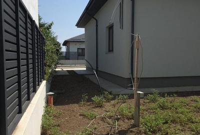 Casă cu 4 camere în Central
