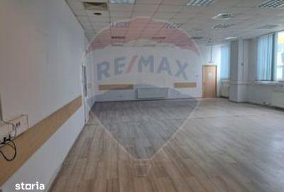 Spațiu comercial, de 2,100 mp, în Valea Rosie - 2