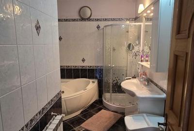 Apartament cu 3 camere în Central - 3