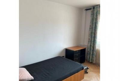 Apartament cu 4 camere decomandat în Central - 2