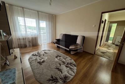 Apartament cu 2 camere decomandat, mobilat în Hunedoara