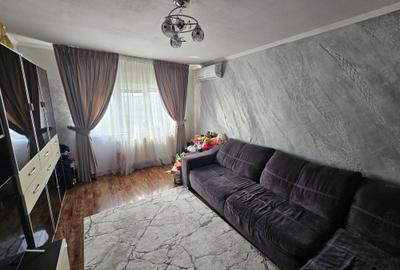 Apartament cu 2 camere decomandat în Buzaului