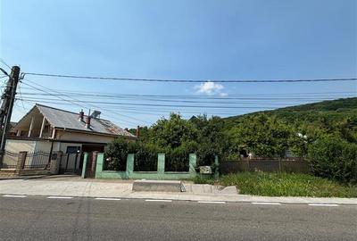 Casă cu 4 camere cu Teren 708 Mp în Exterior Nord - 10