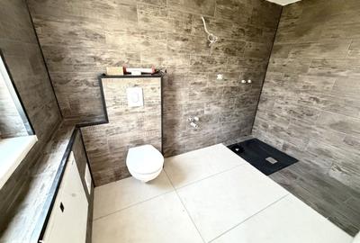 Casă cu 4 camere în Mărgineni