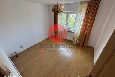 Apartament cu 2 camere decomandat în C5