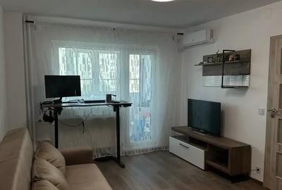 Apartament cu 2 camere decomandat, mobilat în Obor