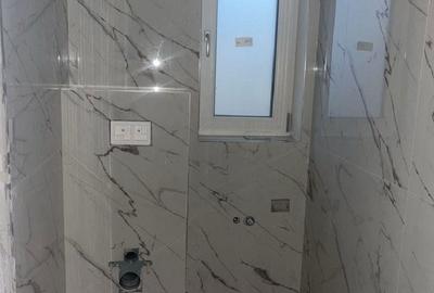 Casă cu 3 camere cu Teren 300 Mp în Dumbrăvița