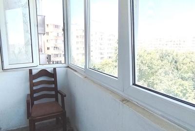 Apartament cu 2 camere semidecomandat în Titan
