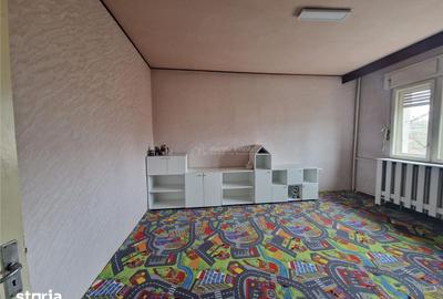 Casă cu 5 camere cu Teren 154 Mp în Brestei - 2