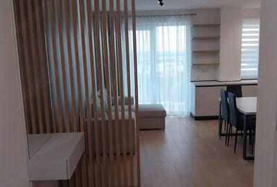 Apartament cu 3 camere decomandat, mobilat în Florești