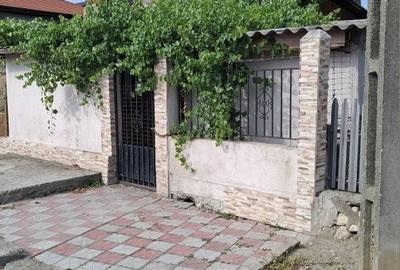 Casă cu 4 camere în Castelu - 2