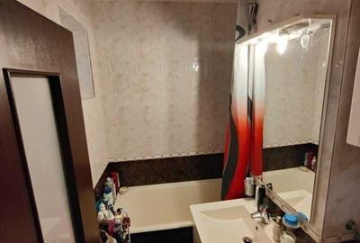 Apartament cu 3 camere semidecomandat în Tineretului - 3