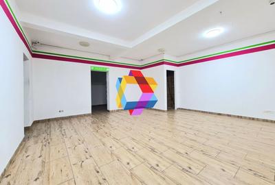 Spațiu comercial, de 73 mp, în Tractorul