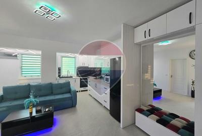 Apartament cu 2 camere decomandat, mobilat în Central
