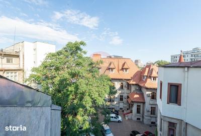 Apartament cu 4 camere în Eminescu