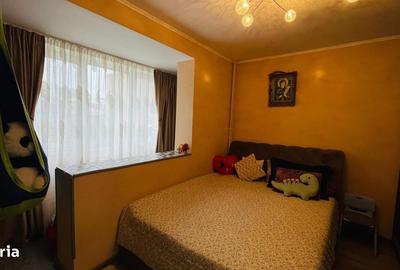 Apartament cu 3 camere semidecomandat în Basarab - 1
