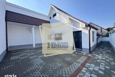 Casă cu 5 camere cu Teren 160 Mp în Cristian