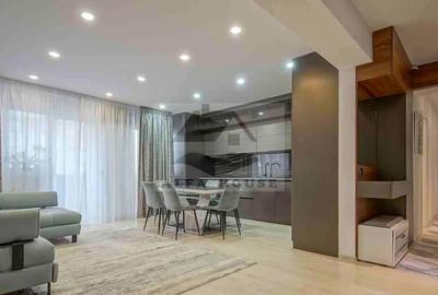Apartament cu 4 camere în Tractorul
