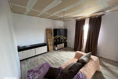 Casă cu 9 camere cu Teren 420 Mp în Berceni