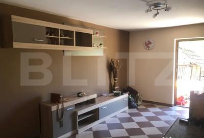 Casă cu 2 camere cu Teren 3700 Mp în Supur