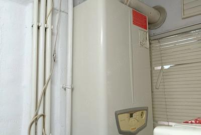Apartament cu 3 camere semidecomandat în Zimbru