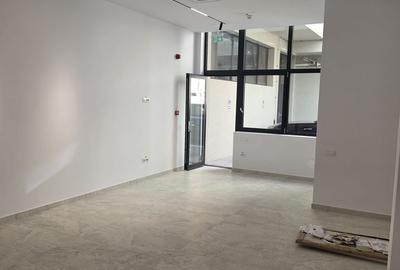 Spațiu comercial, de 48 mp, în Central