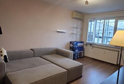 Apartament cu 2 camere decomandat în Costin Georgian - 4