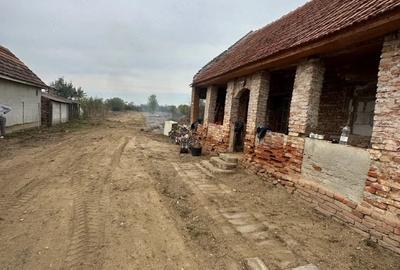 Casă cu 4 camere cu Teren 1500 Mp în Exterior Vest - 5