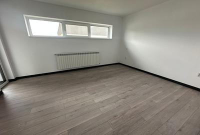 Duplex cu 4 camere cu Canalizare în Central - 5