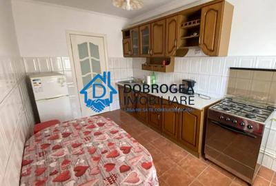 Apartament cu 3 camere decomandat în Ultracentral