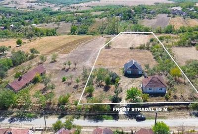 Casă cu 3 camere cu Teren 5393 Mp în Medișa