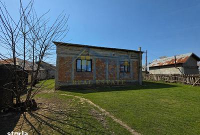 Casă cu 6 camere cu Teren 1731 Mp în Central - 7