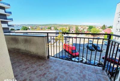 Apartament cu 3 camere semidecomandat în Iris