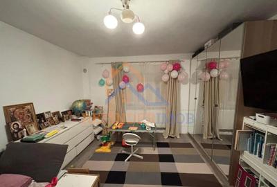 Apartament cu 2 camere decomandat în Mărgeanului