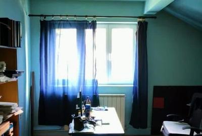 Casă individuală cu 5 camere cu Canalizare în Ultracentral - 9
