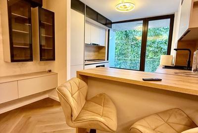 Apartament cu 2 camere decomandat în Herăstrău