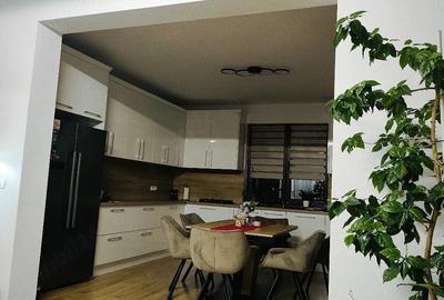 Casă cu Teren 1100 Mp în Săcălaz