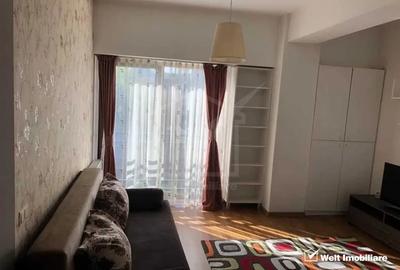 Apartament cu 2 camere semidecomandat, mobilat în Plopilor