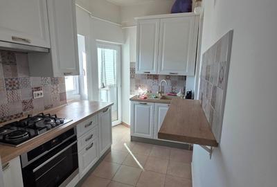 Apartament cu 4 camere semidecomandat, mobilat în Universitate - 2